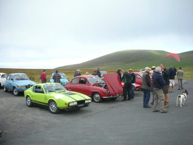 Regroupement au sommet du Col