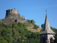 L'église et le chateau de Murol